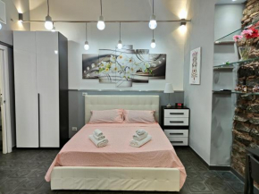 Piazza Bovio Home